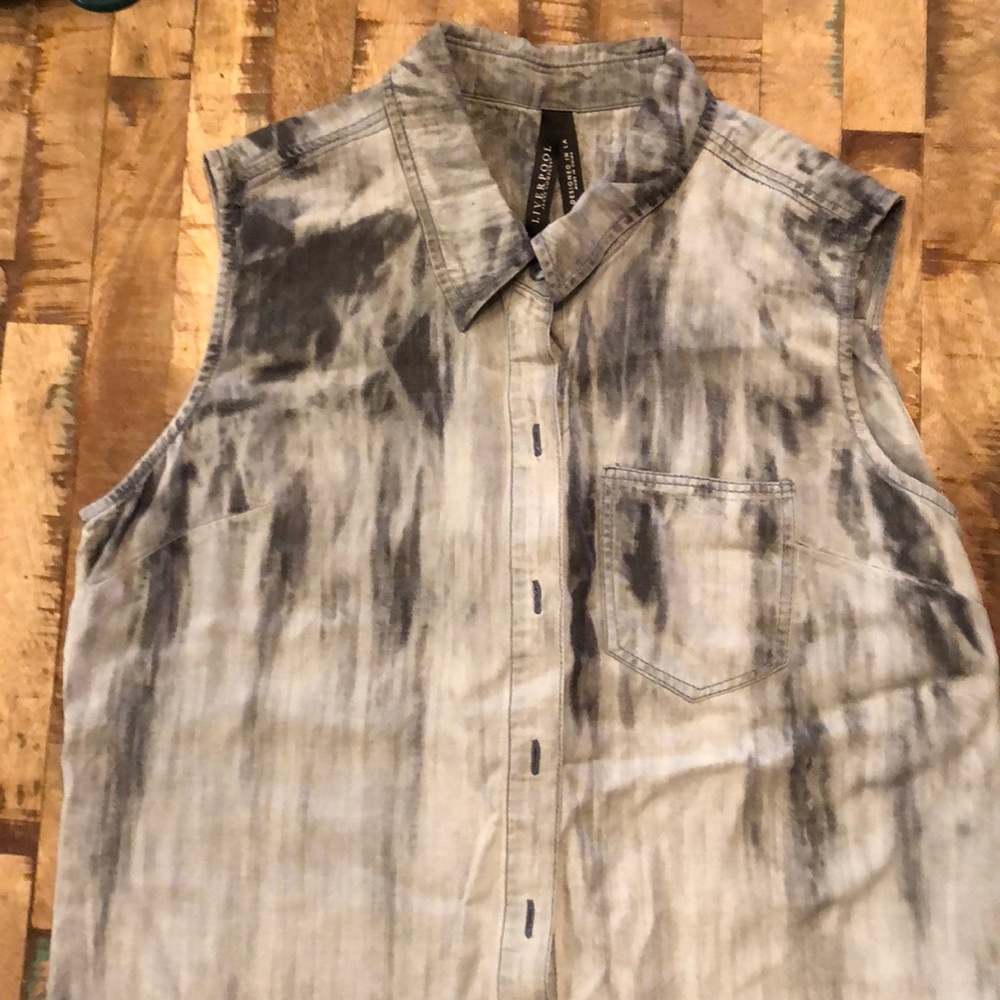 Button up denim tank from stitch fix.